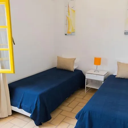 Sunshine Salgados Guia Algarve Holiday home *