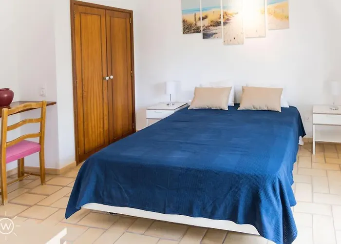 Sunshine Salgados Guia Algarve Албуфейра