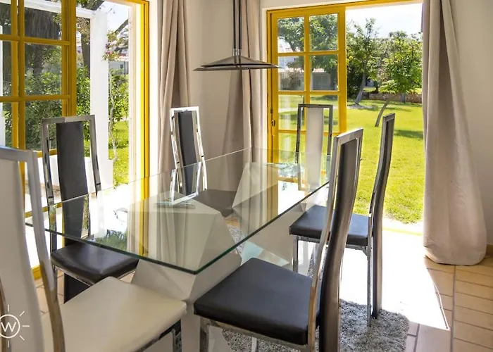 Sunshine Salgados Guia Algarve