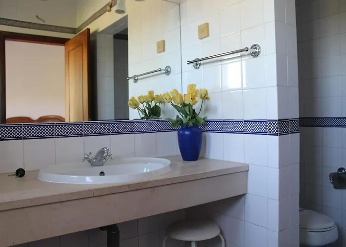 Sunshine Salgados Guia Algarve *